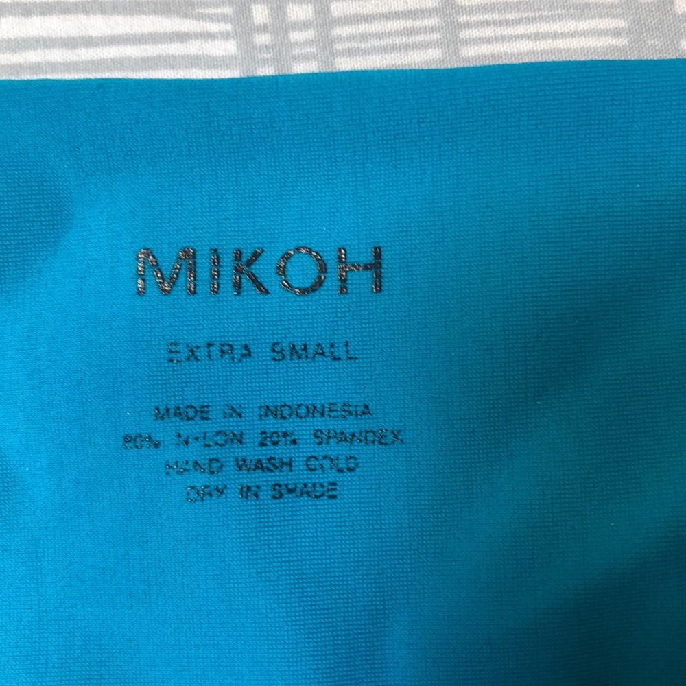Mikoh Top And Bottom - image 3